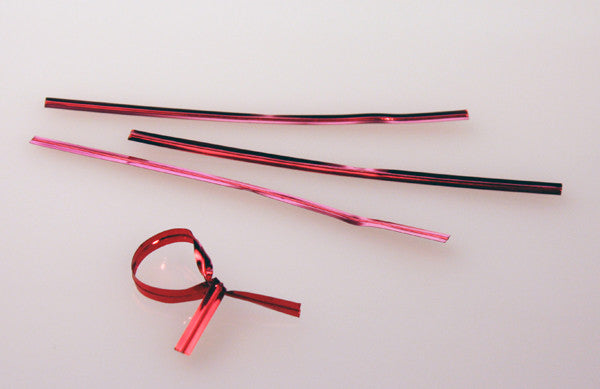 Tin Ties 10.2x0.4cm Red Metallic Plastic (1.000 pieces)