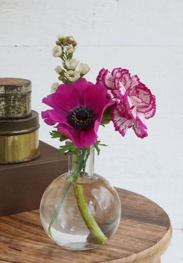 Bouteille ronde en verre de 10cm de haut Ø 8cm (plateau de 24 pièces) [IFS-129193]