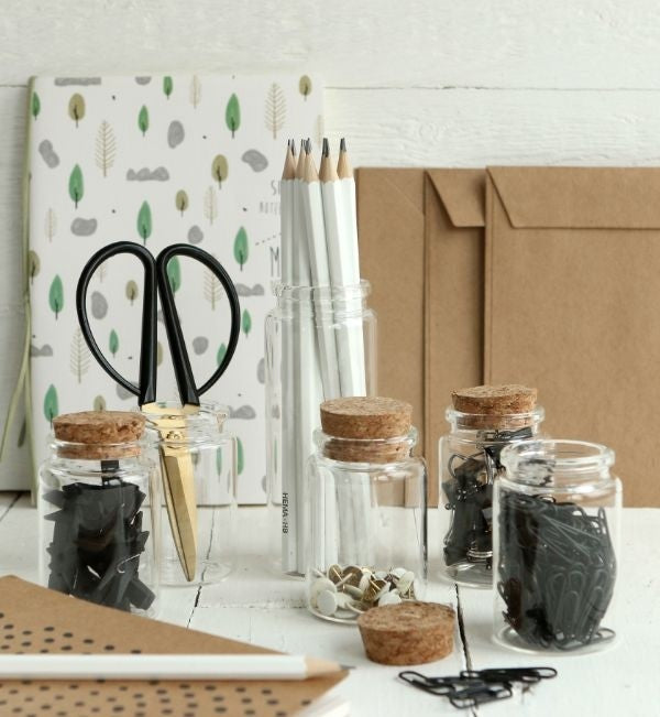 Flacon en verre avec bouchon Ø4.5cm 12.5cm de haut (12 pièces.) [IFS-29146]