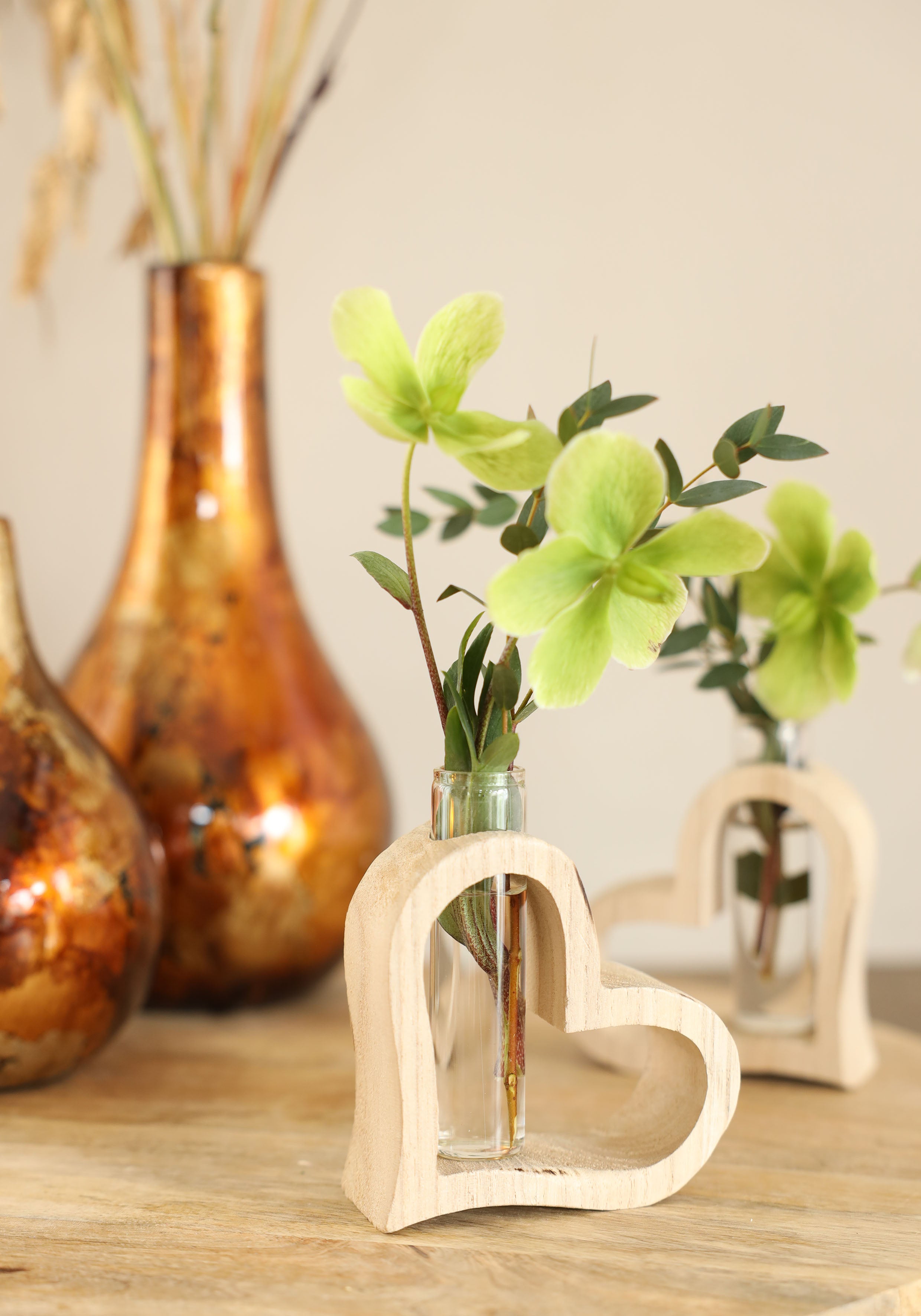 Cœur en bois avec tube à essai 10 x 5 h.11 cm (6 pcs) [IFS-29638]