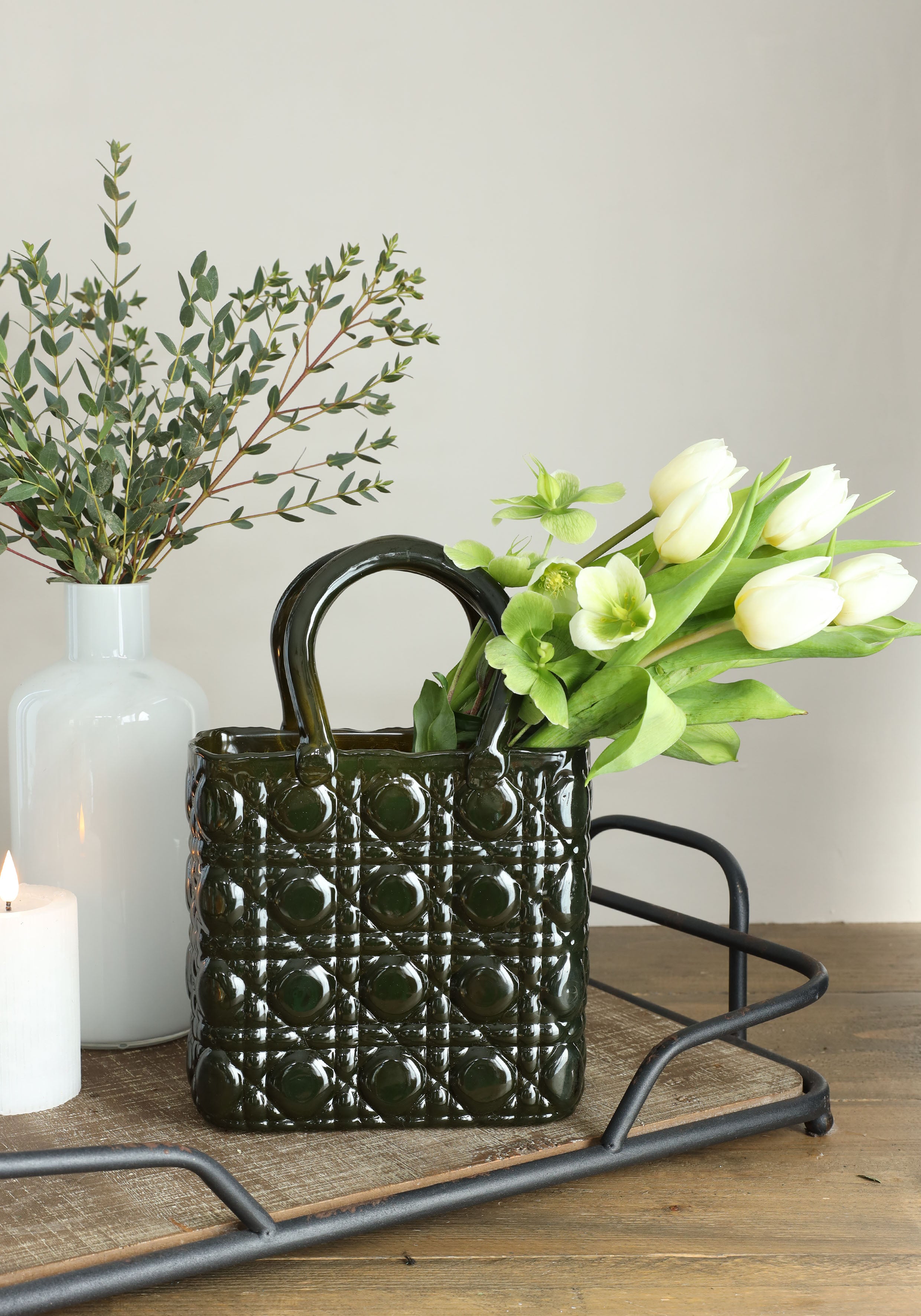 Vase sac à main Elysee poignée en verre L.19 x l.11 x H.28 cm vert foncé (1 pc) [IFS-37245]