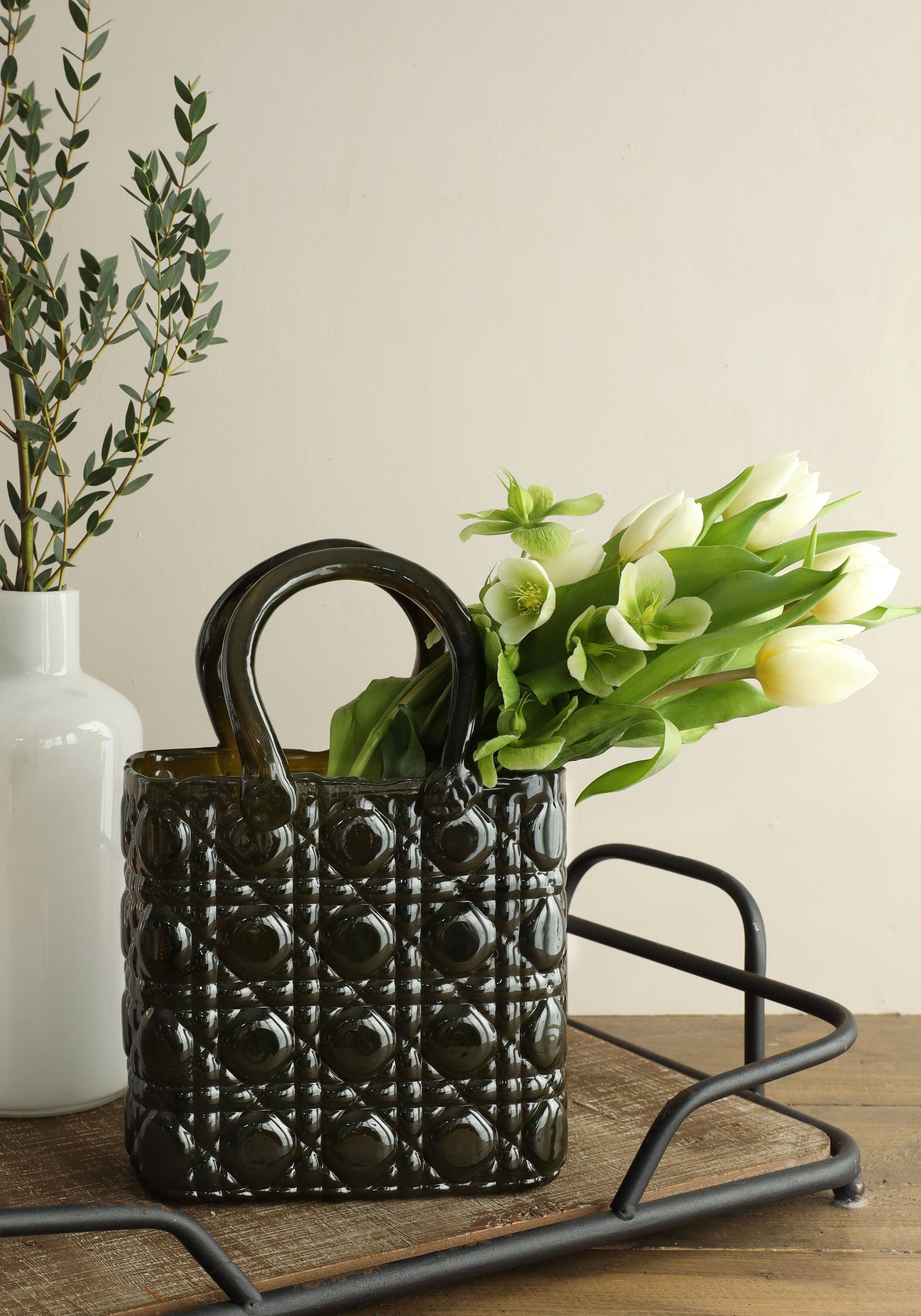 Vase sac à main Elysee poignée en verre L.19 x l.11 x H.28 cm vert foncé (1 pc) [IFS-37245]