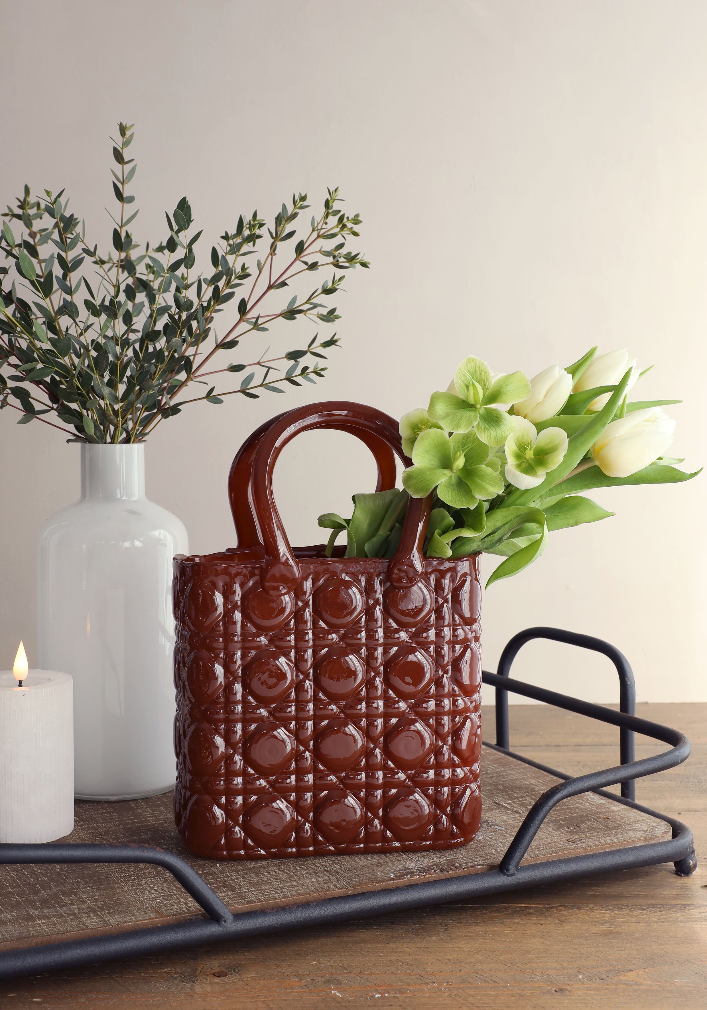 Vase sac à main Elysee poignée en verre L.19 x l.11 x H.28 cm acajou (1 pc) [IFS-37246]