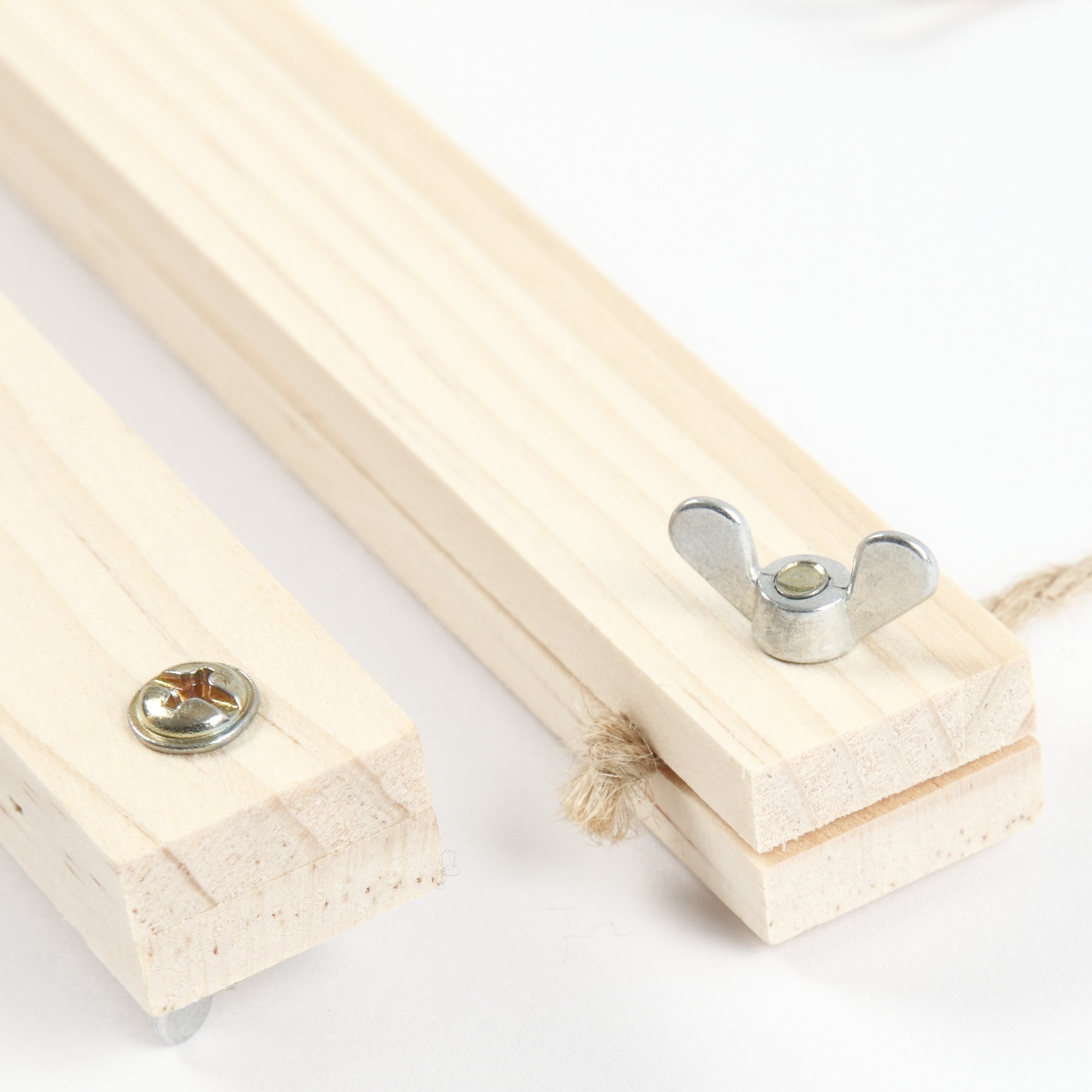 Porte-affiche, H : 2 cm, P: 2,2 cm, L : 25 cm, 1 set [HOB-56920]