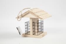 Mangeoire, H : 17.5 cm, L : 11.6 cm, L : 13,5 cm, 1 pièce [HOB-57955]