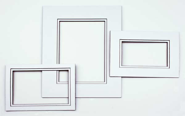 Double Passe Partout Blanc/Noir 20.3 x 27cm pour le découpage intérieur. 27.9 x 35.6cm (10 Pièces) [MD20197]