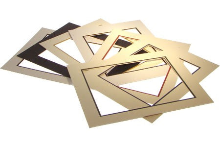 Double Passe Partout Ivoire/Or. 19 x 24cm pour le découpage intérieur. 27.9 x 35.6cm (10 Pièces) [MD20023]