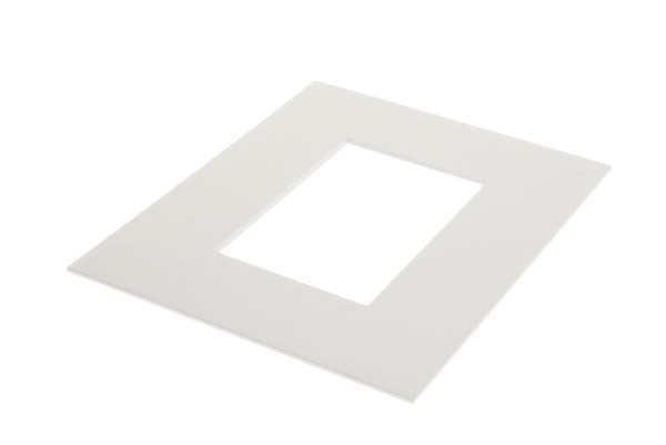 Double passe partout Blanc 3.5 x 5.5cm pour le découpage intérieur. 20.3 x 25.4cm (25 Pièces) [MS31001]