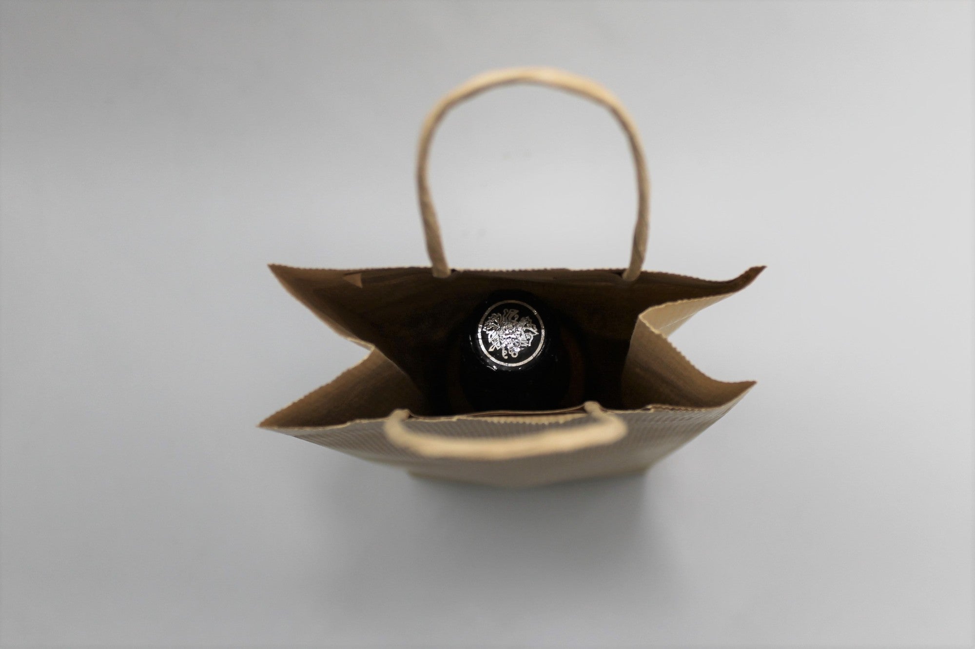 Sac à bouteilles en papier kraft 110 g/m 14x8x39 cm (50 pcs) [PAWF1439BR]