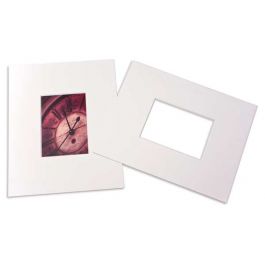 Double passe partout Blanc 3.5 x 5.5cm pour le découpage intérieur. 20.3 x 25.4cm (25 Pièces) [MS31001]